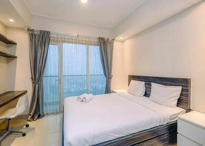 Warm And Cozy Studio At The Oasis Cikarang Apartment By Travelio